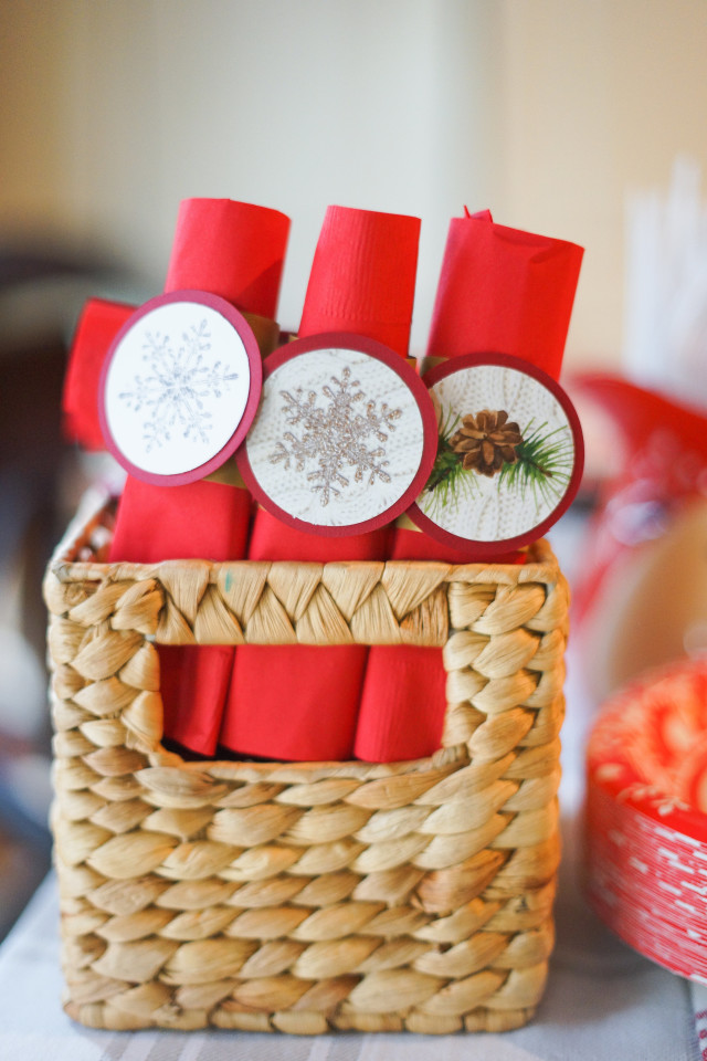 winter napkin rings for birthday party